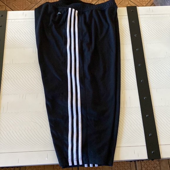 Adidas Track Pants Style Capri’s In Classic Black And Three Stripes Size… - Picture 6 of 7